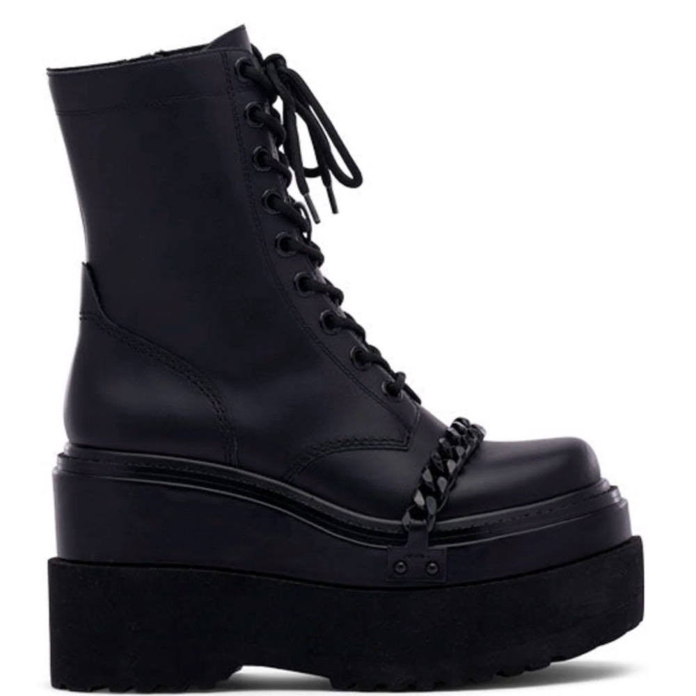 D’Amelio Black leather platform boots with a punk vibe - Picture 4 of 9